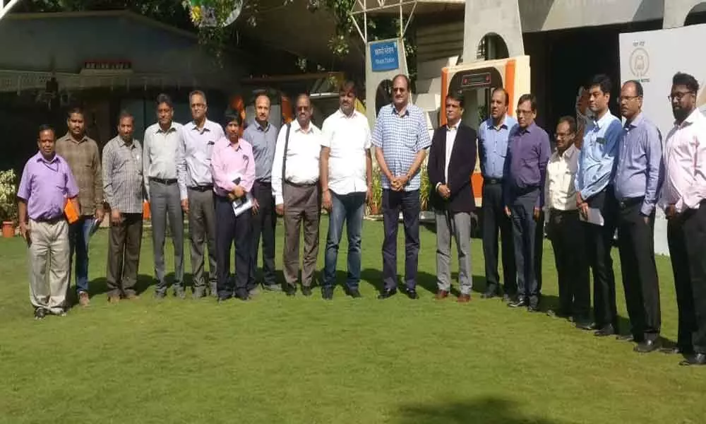 GHMC Mayor, officials visit Nagpur, study develop projects