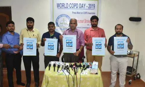 Kanumuri Hospitals hold plantation drive in Guntur