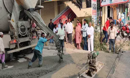 Corporator Bobba Navatha Reddy inspected CC road works in Krishnadevaraya Colony