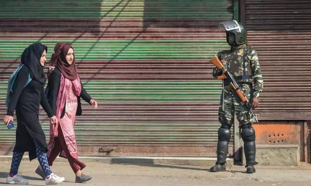 Detained Kashmiri leaders family members complain of lack of facilities at sub-jail