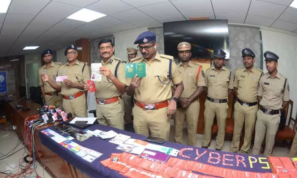 Visakhapatnam: Nigerian, aide arrested for duping retired employee