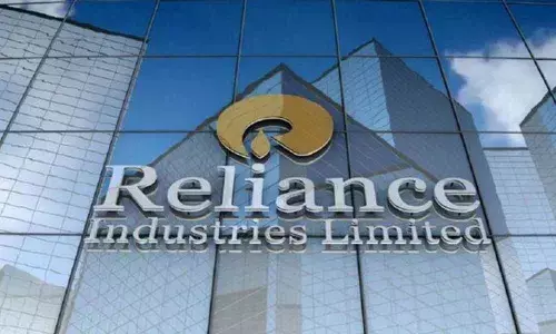 RIL m-cap inches closer to 10 lakh crore