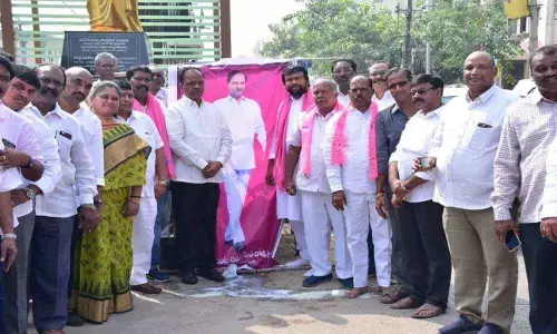 Abids: Paalabhishekam held for CM KCR