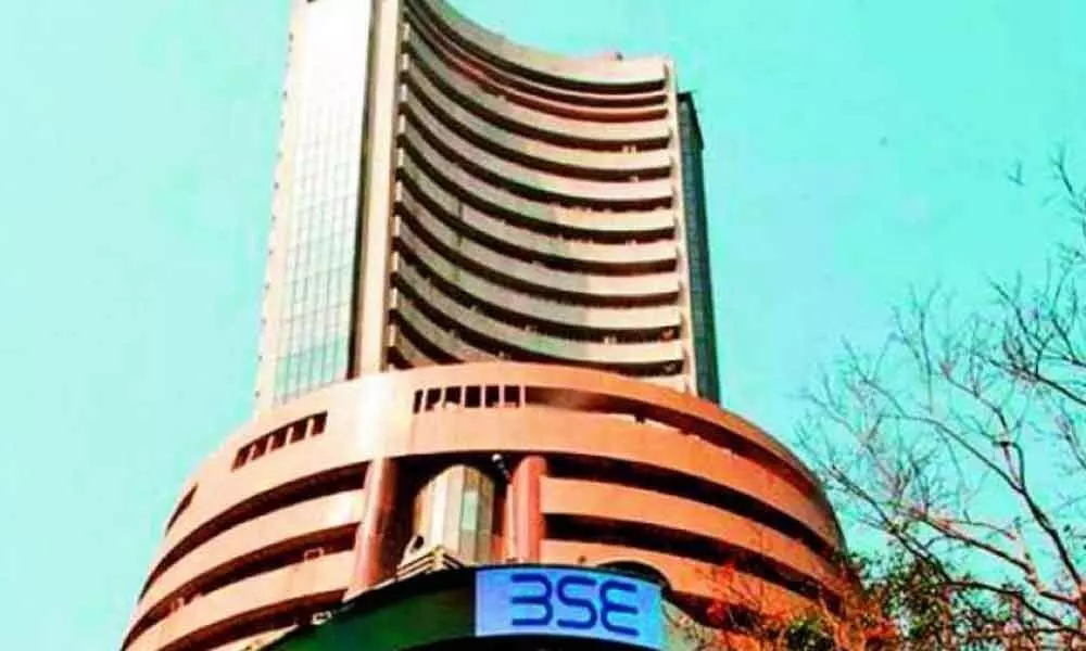 Sensex, Nifty start on a cautious note amid weak global cues
