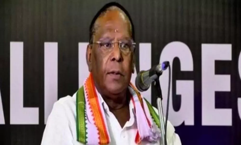 Puducherry CM asks centre to resolve government issue in the union territory