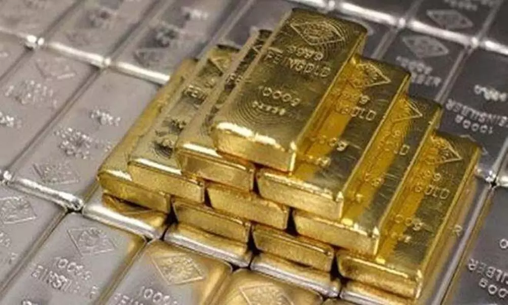 Gold and Silver prices drop owing to weak demand