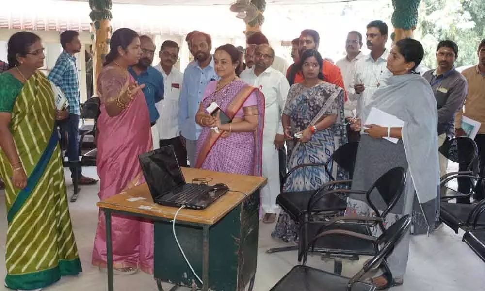 IIM-Ahmedabad team visits GMC: Prof Sundaravalli Narayana Swamy