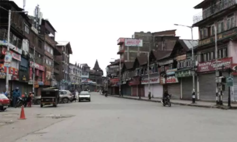 Kashmir shuts down for third consecutive day