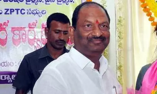 Minorities Welfare Minister reviews arrangements for Christmas celebrations