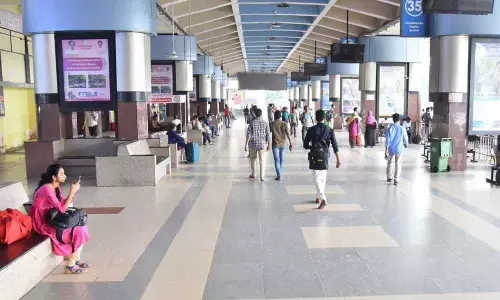 Hyderabad:  Striking busmen to hold Save RTC rallies today