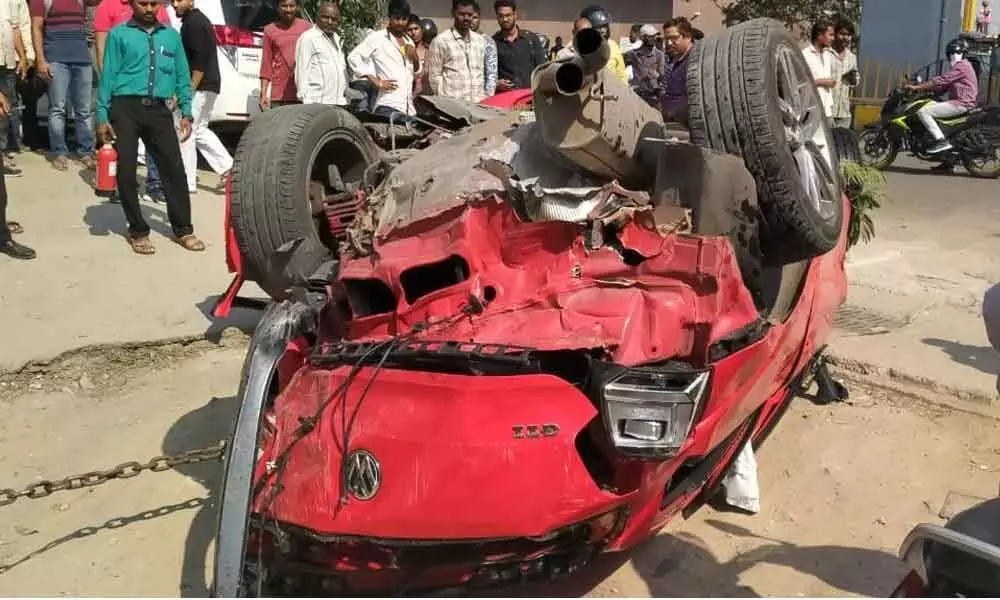 Woman killed, 8 injured after car falls from flyover in Hyderabad