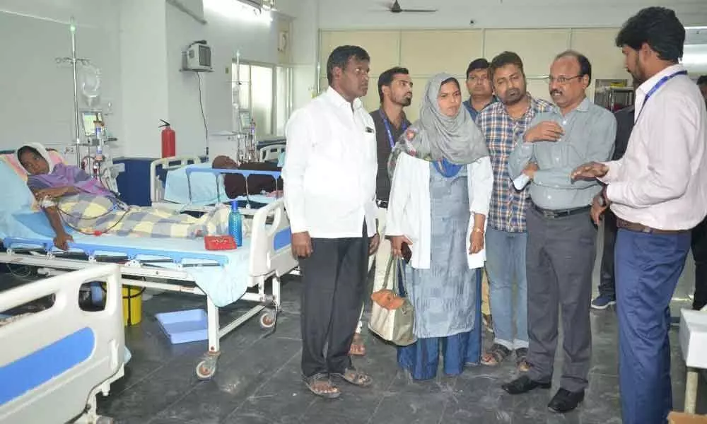 Collector M Ram Mohan Rao warns absent govt hospital staff of stern action in Nizamabad