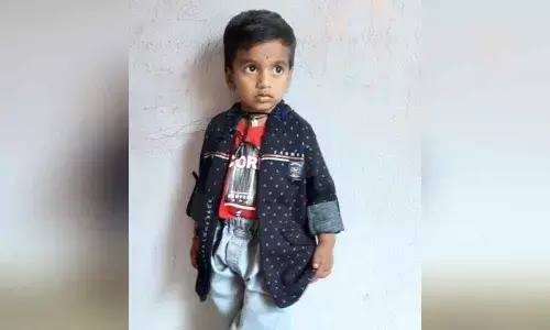 Mahbubnagar: 3-year-old crushed under Karnataka RTC bus wheels