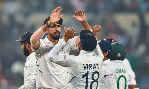 Mushfiqur delays inevitable after Kohli-Ishant show