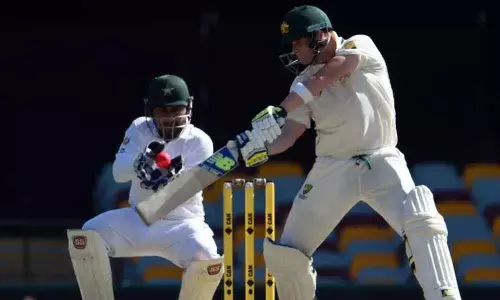 Australia put Pakistan on ropes on third day of first Test