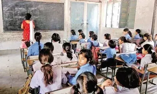 SC and BCs support introducion of English Medium in government-run schools
