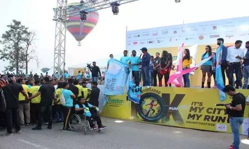 10 K Run a huge hit at Necklace Road