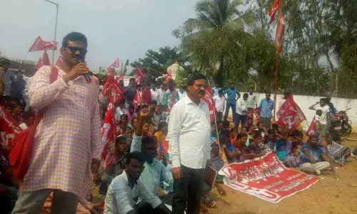 Unions stage protest in front of UBC: CITU