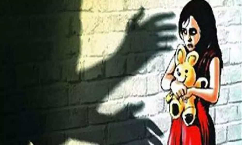 Man raped a 10-year-old girl in Chittoor district