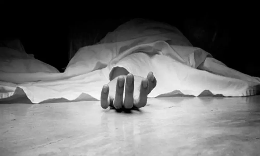 Husband murders wife in Gadwal