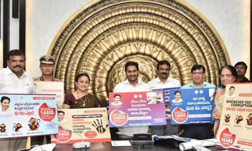 Jagan launches call centre on corruption