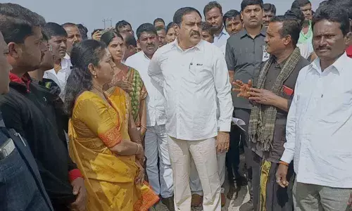 Yadagirigutta: Errabelli visits Yadadri, informs 90% renovation works done