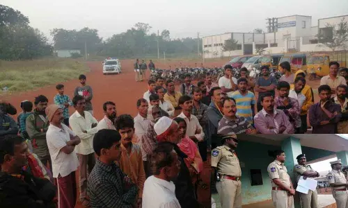 29 vehicles seized during cordon & search operation at Garib Nagar