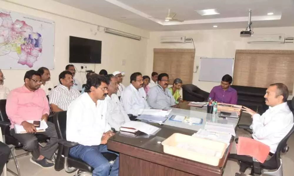 Warangal: Civic body told to focus on tax collection
