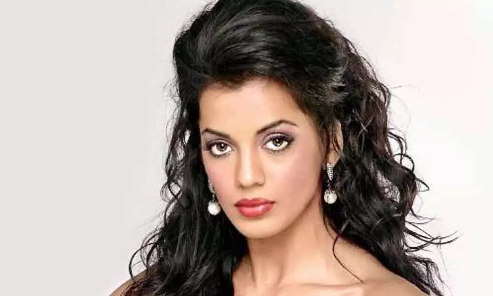 Mugdha excited about Fauji Calling