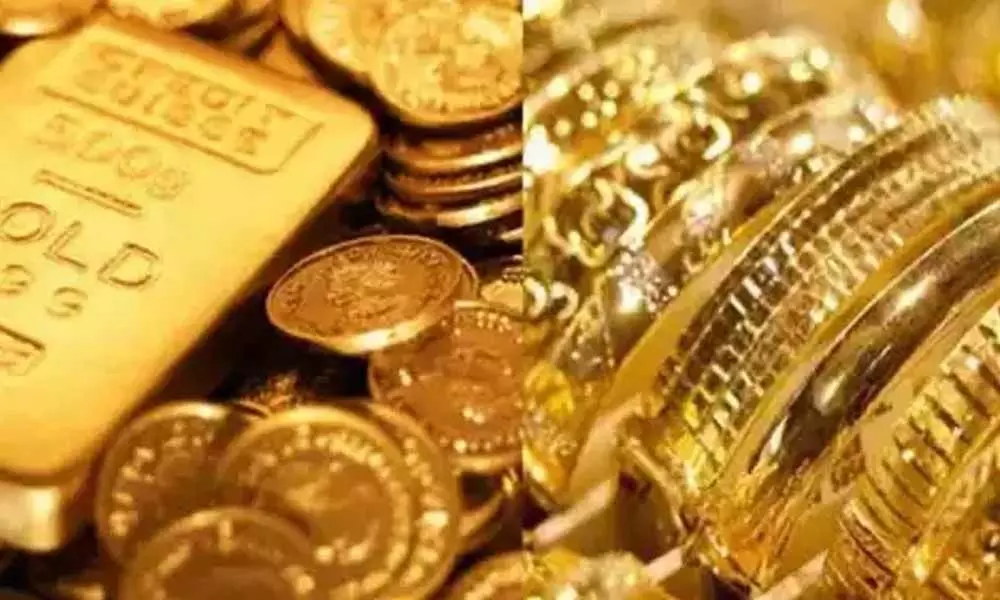 Gold remains almost flat, silver falls Rs 91