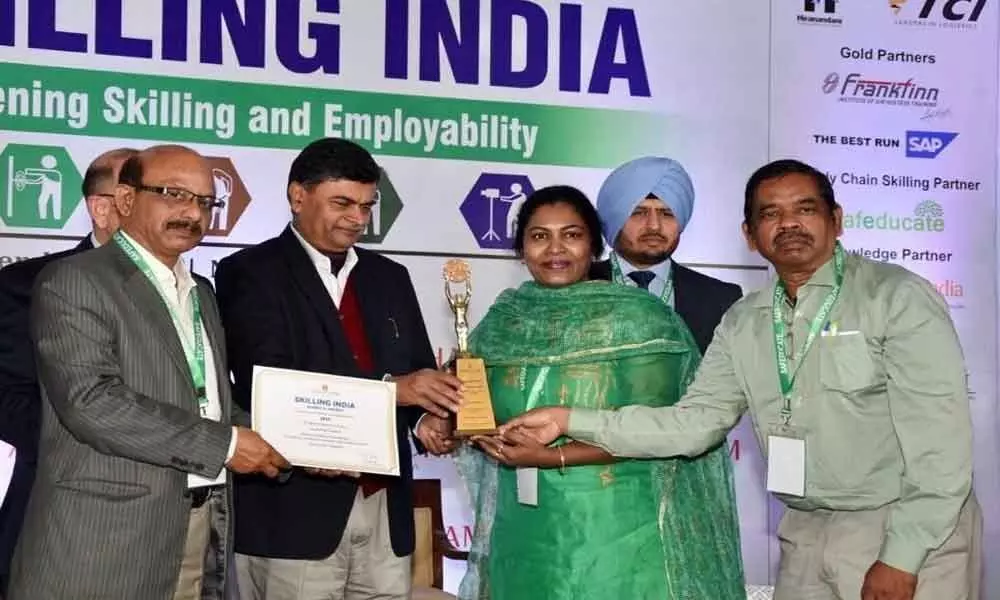 NAC gets Assocham best institute award