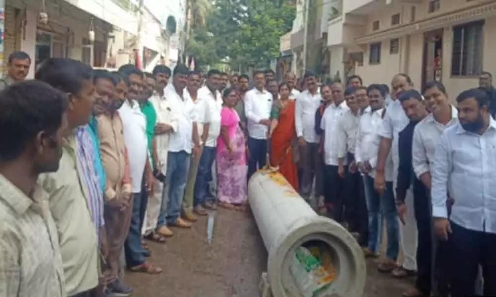 Drainage pipeline works started at Amberpet