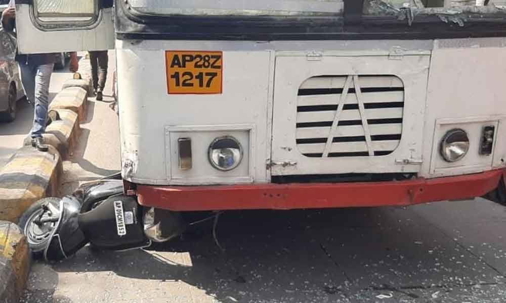 hired-trc-bus-drivers-creating-scare-on-roads-in-hyderabad