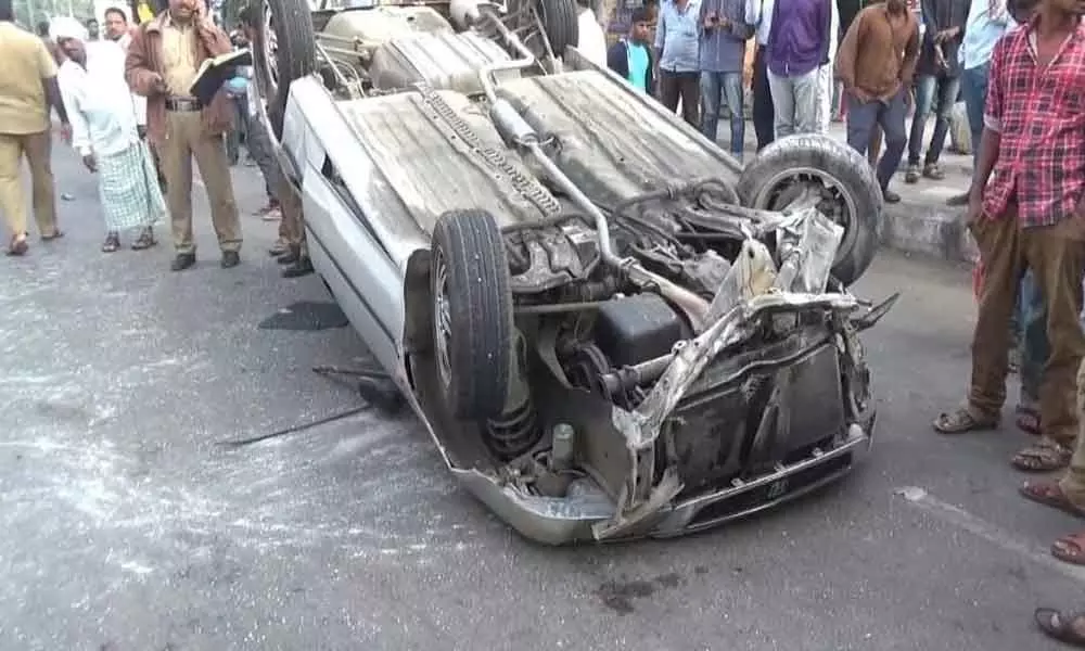Hyderabad: Overspeeding car hits two women; driver in custody
