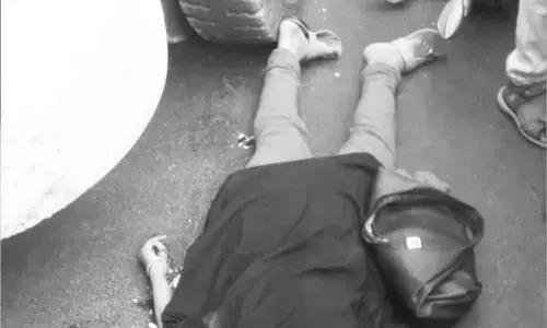 Woman dies after being hit by lorry in Hyderabad