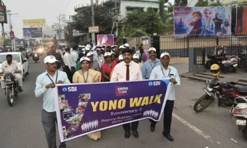 SBI conducts Digi Walk in Guntur urban region