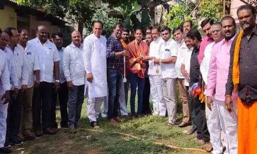 National Jr athletic gold medal winner felicitated