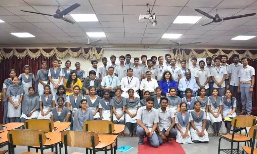 Vijayawada: Andhra Loyola College holds workshop for BBA students
