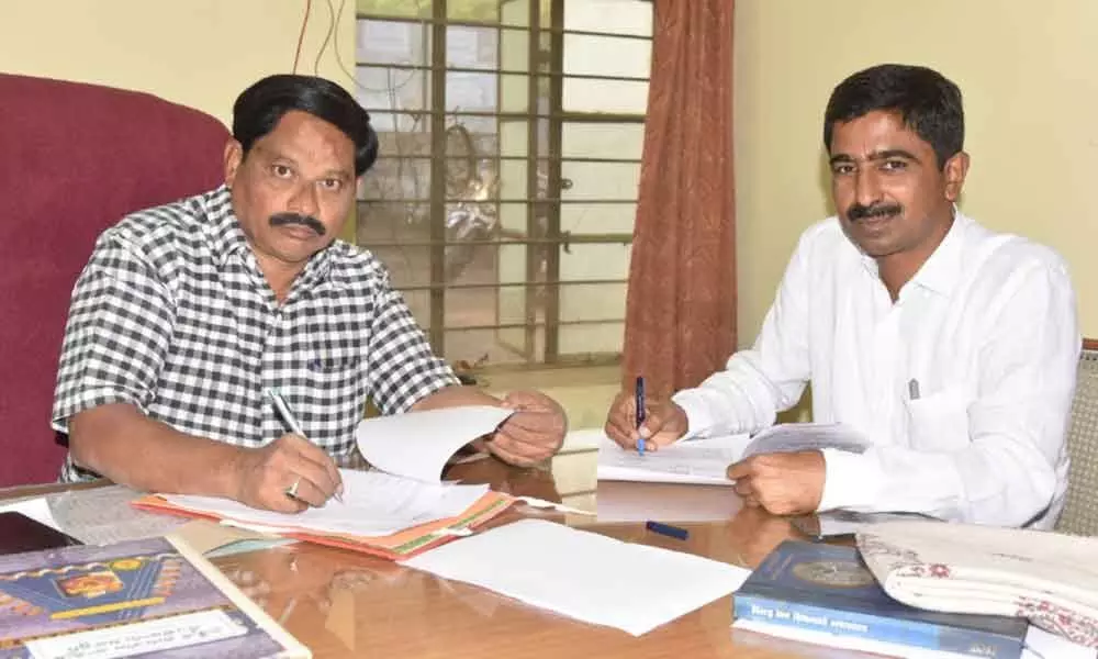 Warangal: Murtuza assumes charge as Information and Public Relations Deputy Director