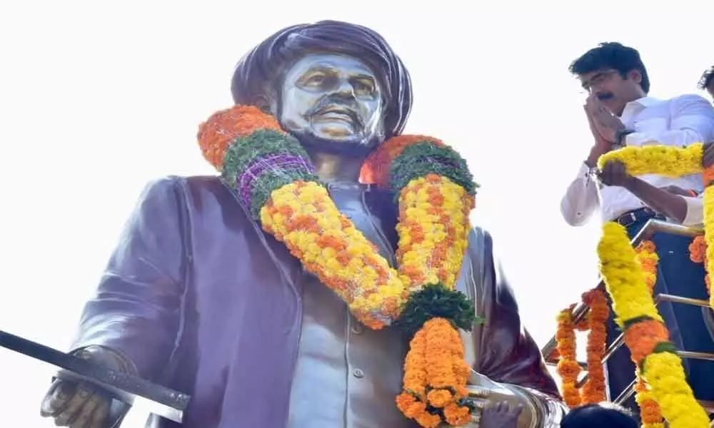 Jyotirao Phule, a torchbearer to society, says District Collector D Muralidhar Reddy
