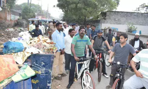 Minister Puvvada Ajay Kumar, Collector RV Karnan inspect sanitation in Khammam town