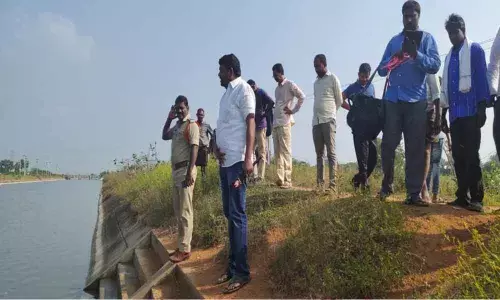 Khammam: A 19-yr-old boy goes missing in Sagar canal
