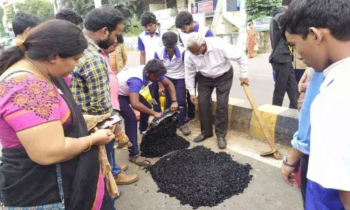 Road Doctor Tilak trains PBS students in Vijayawada