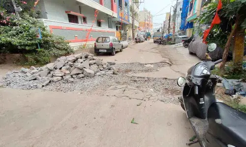 Kothapet: New road sought in SRL Colony