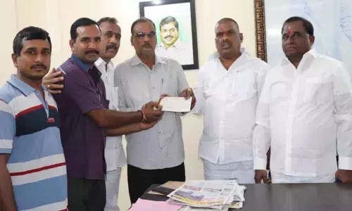 Kin of TRS activist get insurance