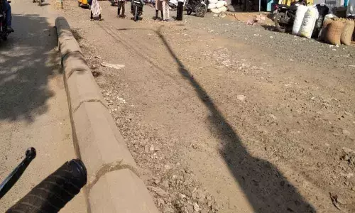 Tandur: Road-widening works stayed