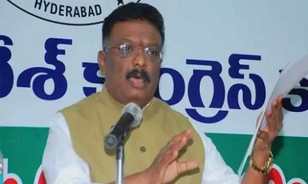 KCR should apologise to RTC staff, citizens of TS: Congress