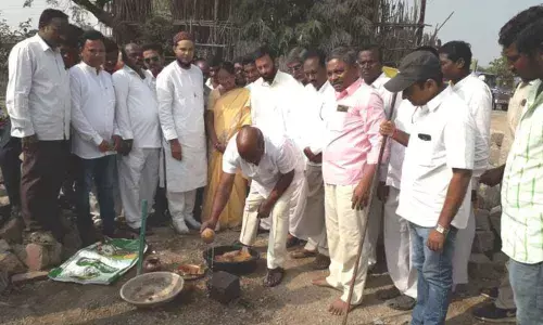 Adilabad: MLA Jogu Ramanna lays foundation stone for development works