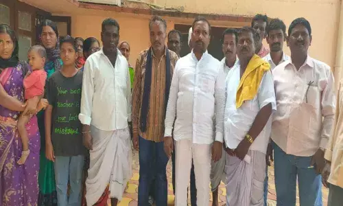 Nizamabad: Paramesh returns home from Saudi prison