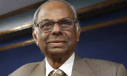 Banks, government should maintain arms length: Rangarajan